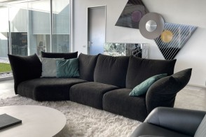 Standard Sofa (Expo Product) 2