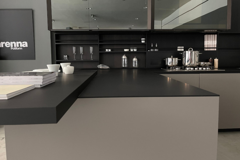 Phoenix Kitchen (Expo Offer)