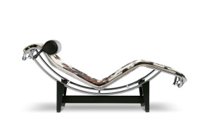 LC4 Chaise Longue à Reglage Continu 2
